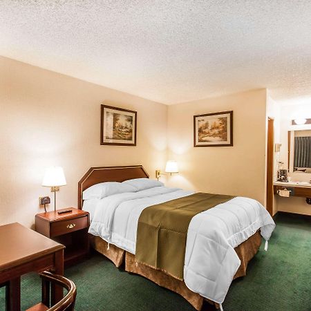 Econolodge Эверетт Экстерьер фото